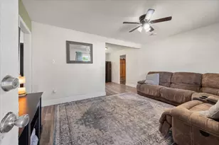 4036 Wiman Dr, Fort Worth, TX 76119 - Photo 5