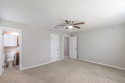 311 Hedgerow Lane, Lewisville, TX 75057 - Photo 17