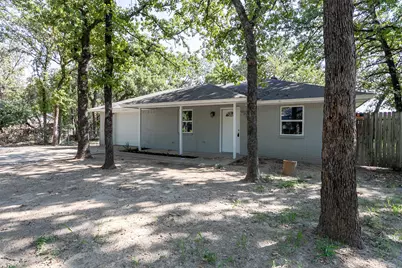 840 Red Oak Court, Azle, TX 76020 - Photo 3