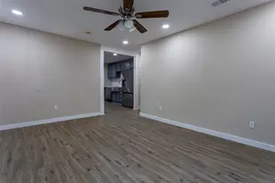 840 Red Oak Ct, Azle, TX 76020 - Photo 15