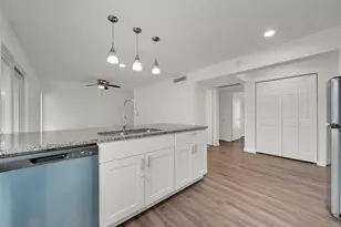 982 S Weatherred Dr, Richardson, TX 75080 - Photo 7