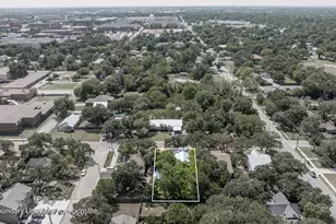 863 N Clinton, Stephenville, TX 76401 - Photo 21