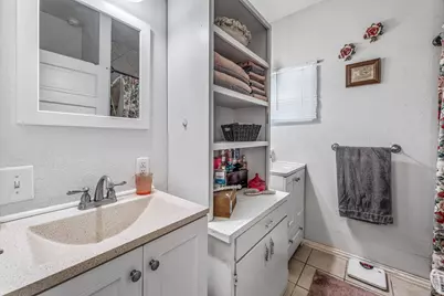 863 N Clinton, Stephenville, TX 76401 - Photo 5