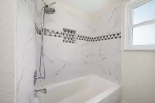 1803 Windlea Dr, Euless, TX 76040 - Photo 15