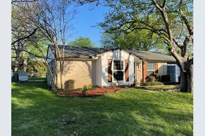 712 SW Sunnybrook Drive, Burleson, TX 76028 - Photo 1