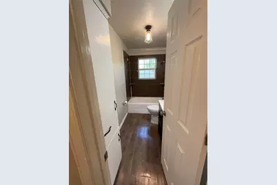 712 SW Sunnybrook Drive, Burleson, TX 76028 - Photo 7