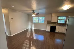 712 SW Sunnybrook Dr, Burleson, TX 76028 - Photo 5