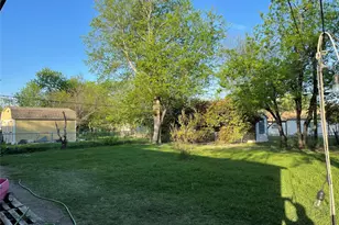 712 SW Sunnybrook Dr, Burleson, TX 76028 - Photo 19