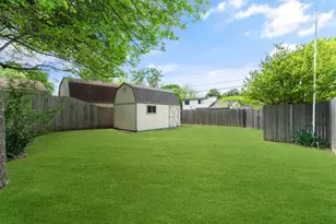 833 Ray Andra Dr, DeSoto, TX 75115 - Photo 29