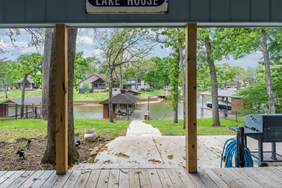 112 Greenwood Drive, Trinidad, TX 75163 - Photo 11