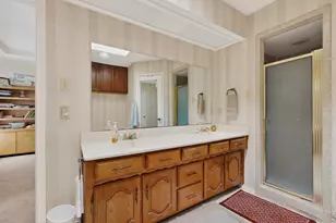 2212 Oak Bluff Dr, Flower Mound, TX 75028 - Photo 17