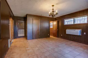 614 Marshalldell Ave, Dallas, TX 75211 - Photo 9