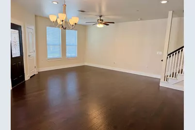 210 Belleville Drive, Lewisville, TX 75057 - Photo 5