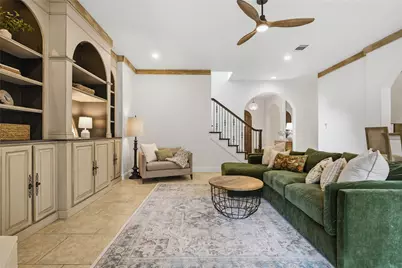 1833 Southpark Drive, Arlington, TX 76013 - Photo 9