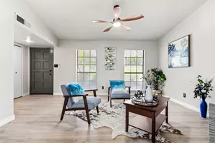 2137 Rose Hill Rd, Carrollton, TX 75007 - Photo 9