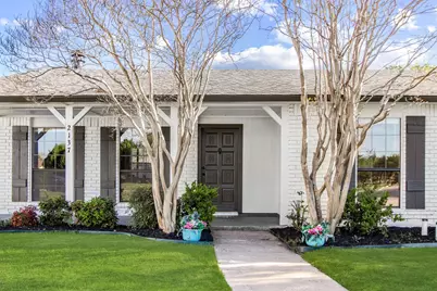 2137 Rose Hill Road, Carrollton, TX 75007 - Photo 5