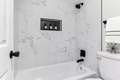 2137 Rose Hill Road, Carrollton, TX 75007 - Photo 19