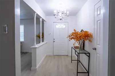 7808 Chantilly Lane, Fort Worth, TX 76134 - Photo 5