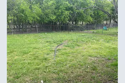 713 Jefferson Street, Hillsboro, TX 76645 - Photo 3