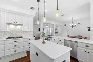 444 Avalon Ln, Coppell, TX 75019 - Photo 11