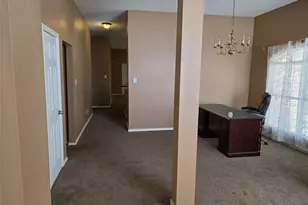 5600 Creekhollow Dr, Arlington, TX 76018 - Photo 7