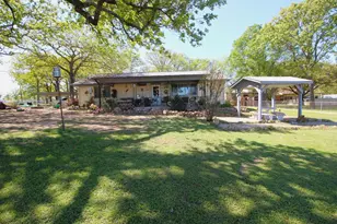 205 Mason Dr, Seven Points, TX 75143 - Photo 3