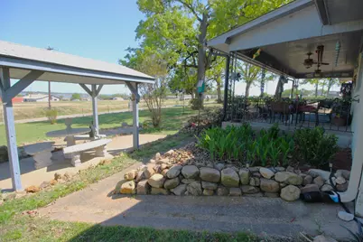 205 Mason Drive, Seven Points, TX 75143 - Photo 5