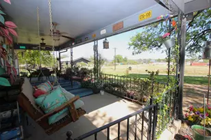 205 Mason Dr, Seven Points, TX 75143 - Photo 5