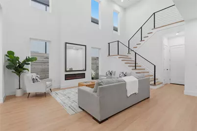 1845 Pollard Street, Dallas, TX 75208 - Photo 3