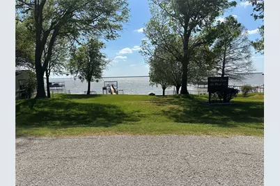 10595 Northlake Circle, Kemp, TX 75143 - Photo 3