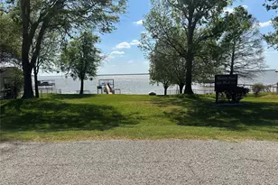 10595 Northlake Circle, Kemp, TX 75143 - Photo 3