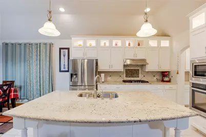 2408 Waterbend Drive, Flower Mound, TX 75028 - Photo 15