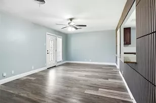 705 Vine St, Euless, TX 76040 - Photo 3