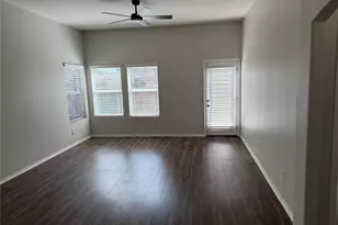 10035 Wake Bridge Dr, Frisco, TX 75035 - Photo 13