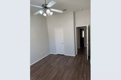 10035 Wake Bridge Drive, Frisco, TX 75035 - Photo 9