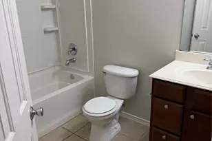 10035 Wake Bridge Dr, Frisco, TX 75035 - Photo 11