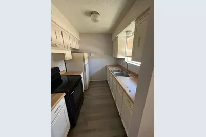 2424 N Willis Street, Abilene, TX 79603 - Photo 7