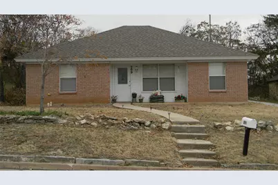 209 S State Street, Decatur, TX 76234 - Photo 1
