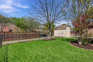 6613 Barclay Ln, Garland, TX 75044 - Photo 29