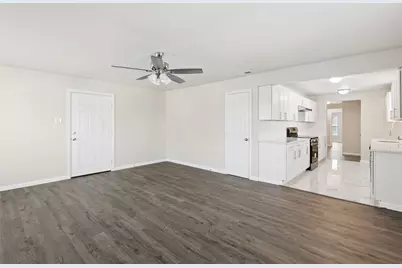 940 E Ramsey Avenue, Fort Worth, TX 76104 - Photo 11