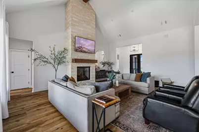 2713 Village Road, Granbury, TX 76049 - Photo 7