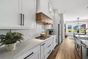 2713 Village Rd, Granbury, TX 76049 - Photo 11