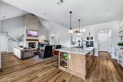 2713 Village Road, Granbury, TX 76049 - Photo 13