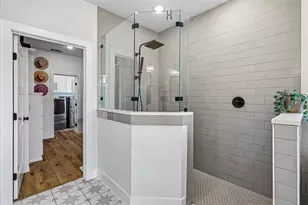 2713 Village Rd, Granbury, TX 76049 - Photo 21