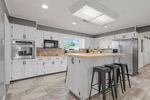 1049 W Moonlight Dr, Robinson, TX 76706 - Photo 13