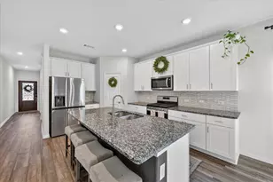 210 Briarwood Ln, Lake Dallas, TX 75065 - Photo 5