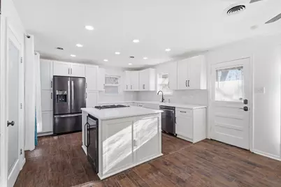 106 N 9th Street, Sanger, TX 76266 - Photo 11