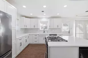 106 N 9th St, Sanger, TX 76266 - Photo 13