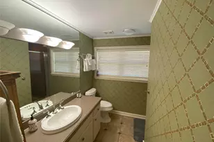 104 Long Vw Dr, Mineral Wells, TX 76067 - Photo 9