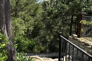 12130 Jackson Creek Dr, Dallas, TX 75243 - Photo 21